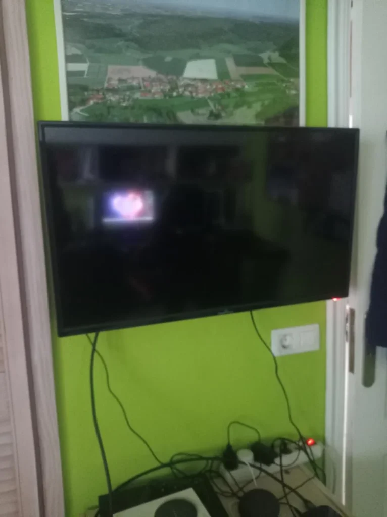 Smart Tech Fernseher