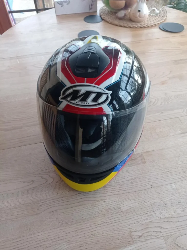 Motorradhelm