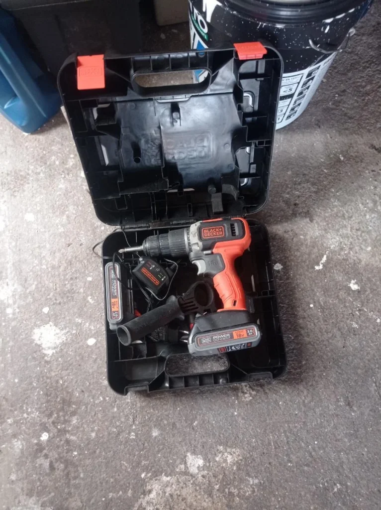 Akkuschrauber Black & Decker